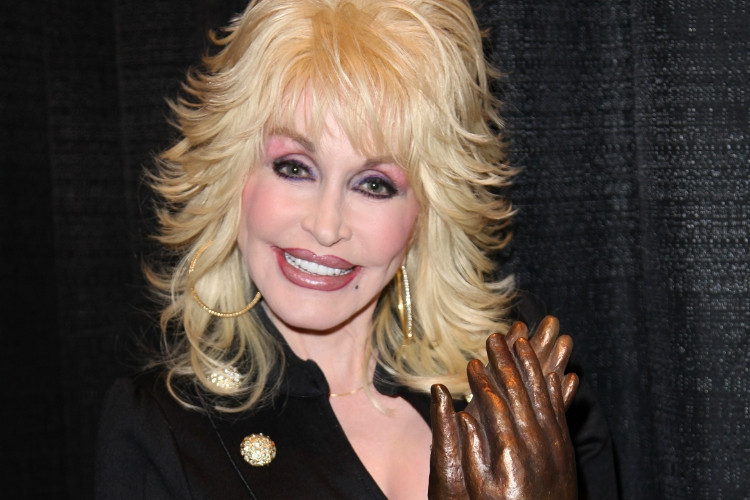 Profil dan Biodata Dolly Parton Tutup Usia Pada 25 Agustus Usai Berjuang Melawan Kanker