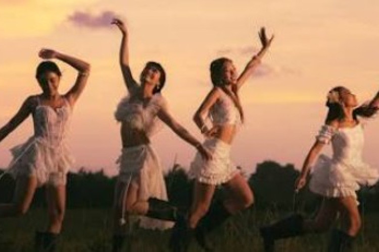Eksplorasi Budaya Tropis, Girl Group no na Resmi Rilis Album Penuh Perdana 'island girl'