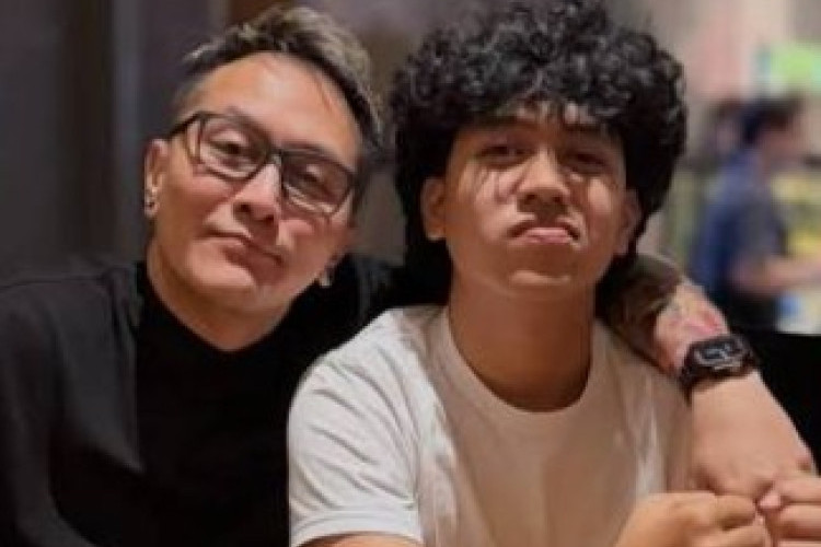 Kisah Haru Pertemuan Kembali Demian Aditya dan Sang Putra Setelah Terpisah Belasan Tahun