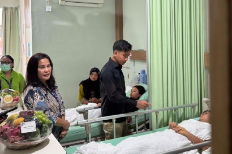 RSCM Buka Klarifikasi Terkait Siswi yang Hilang Ingatan Usai Keracunan MBG: 'Saat Ini dalam Kondisi Baik'