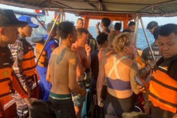 Pencarian Veronica Beatrix Jessica yang Tenggelam di Labuan Bajo Terhambat, Tim SAR Terjunkan Drone Thermal dan Penyelaman 40 Meter